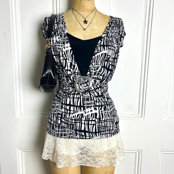 J.T.B Black & White Retro Tank with Silver Circle Clasp in Front size M - Picture 8 of 8